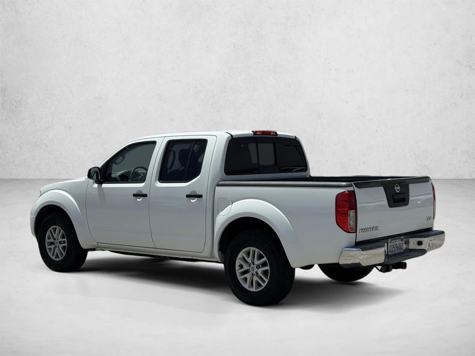 2016 Nissan Frontier 2WD Crew Cab SWB Auto SV