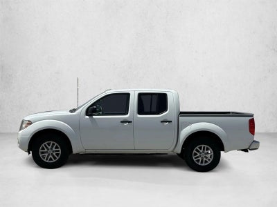 2016 Nissan Frontier 2WD Crew Cab SWB Auto SV