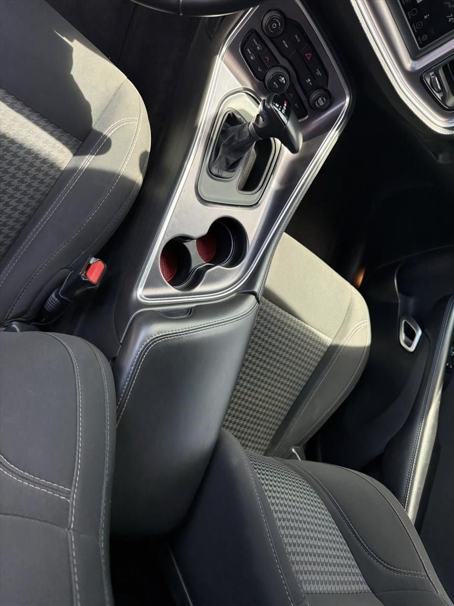 2018 Dodge Challenger SXT RWD
