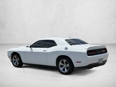 2018 Dodge Challenger SXT RWD