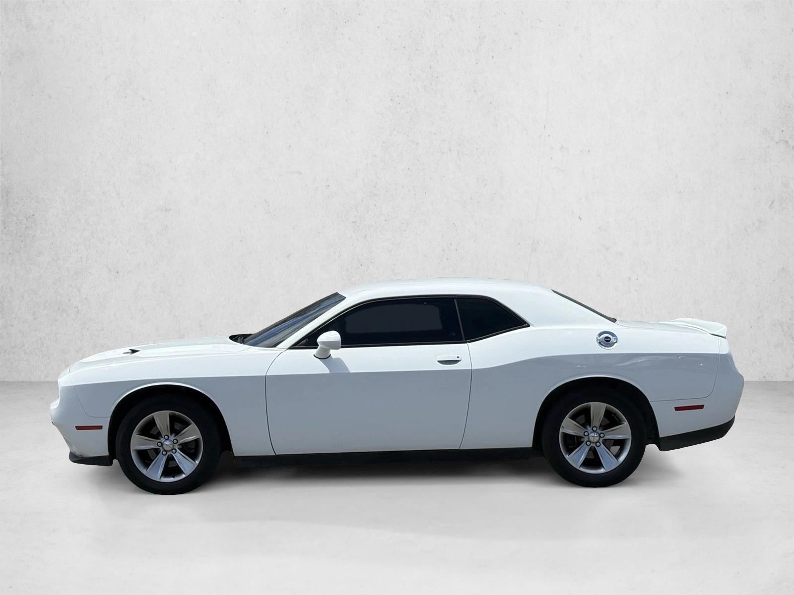 2018 Dodge Challenger SXT RWD