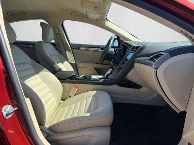 2014 Ford Fusion 4dr Sdn SE FWD