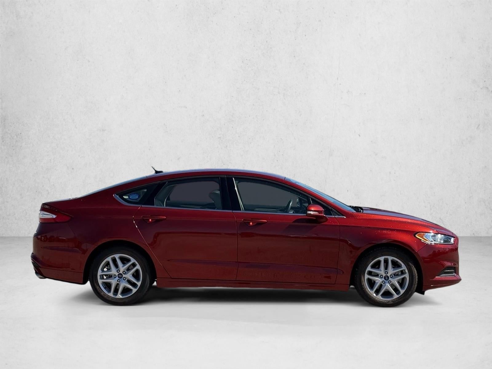 2014 Ford Fusion 4dr Sdn SE FWD