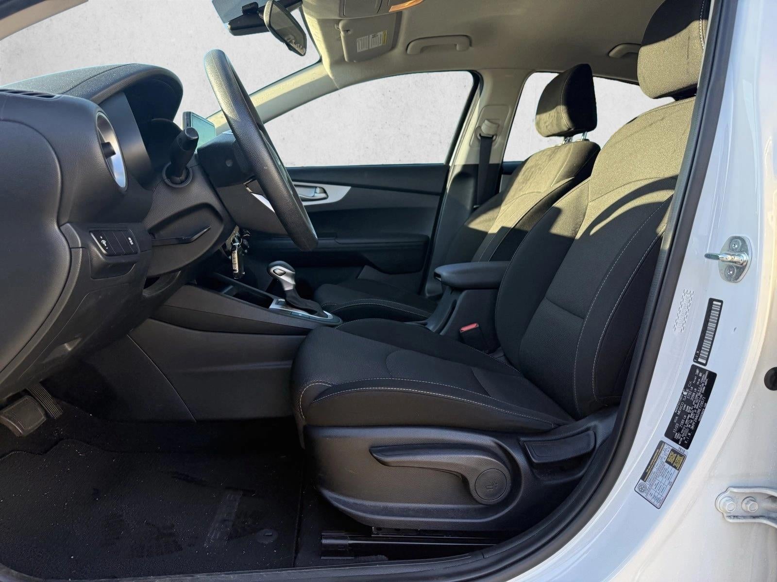 2024 Kia Forte LXS IVT