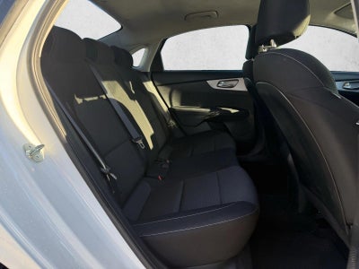 2024 Kia Forte LXS IVT