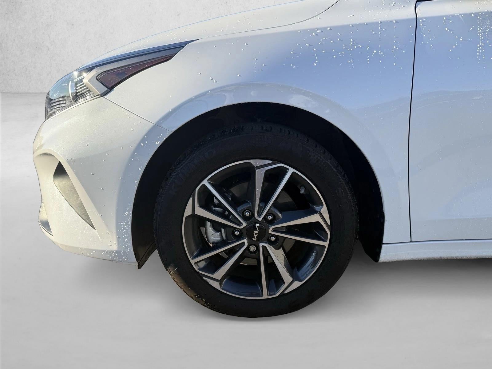 2024 Kia Forte LXS IVT