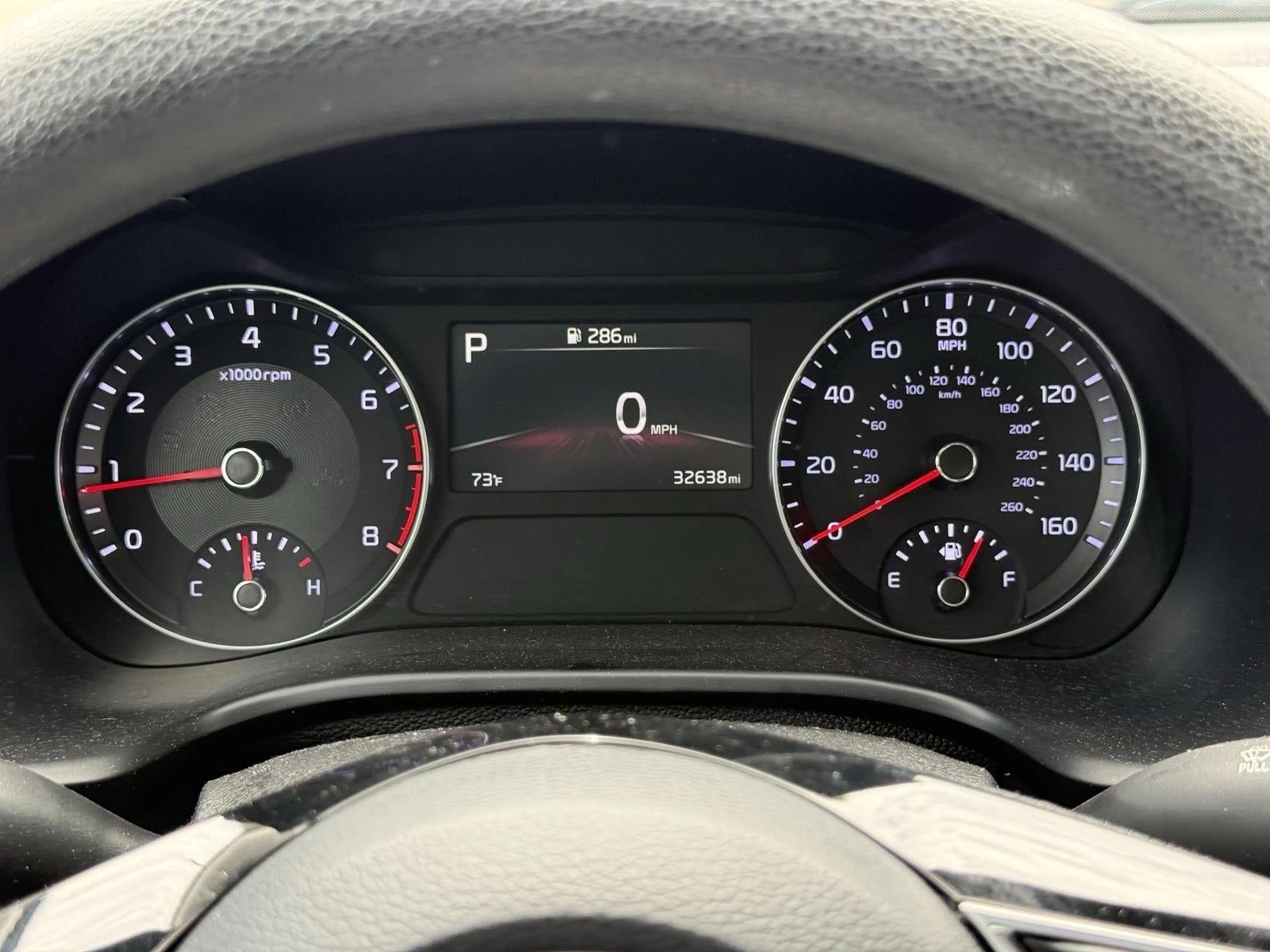 2023 Kia Forte LXS IVT