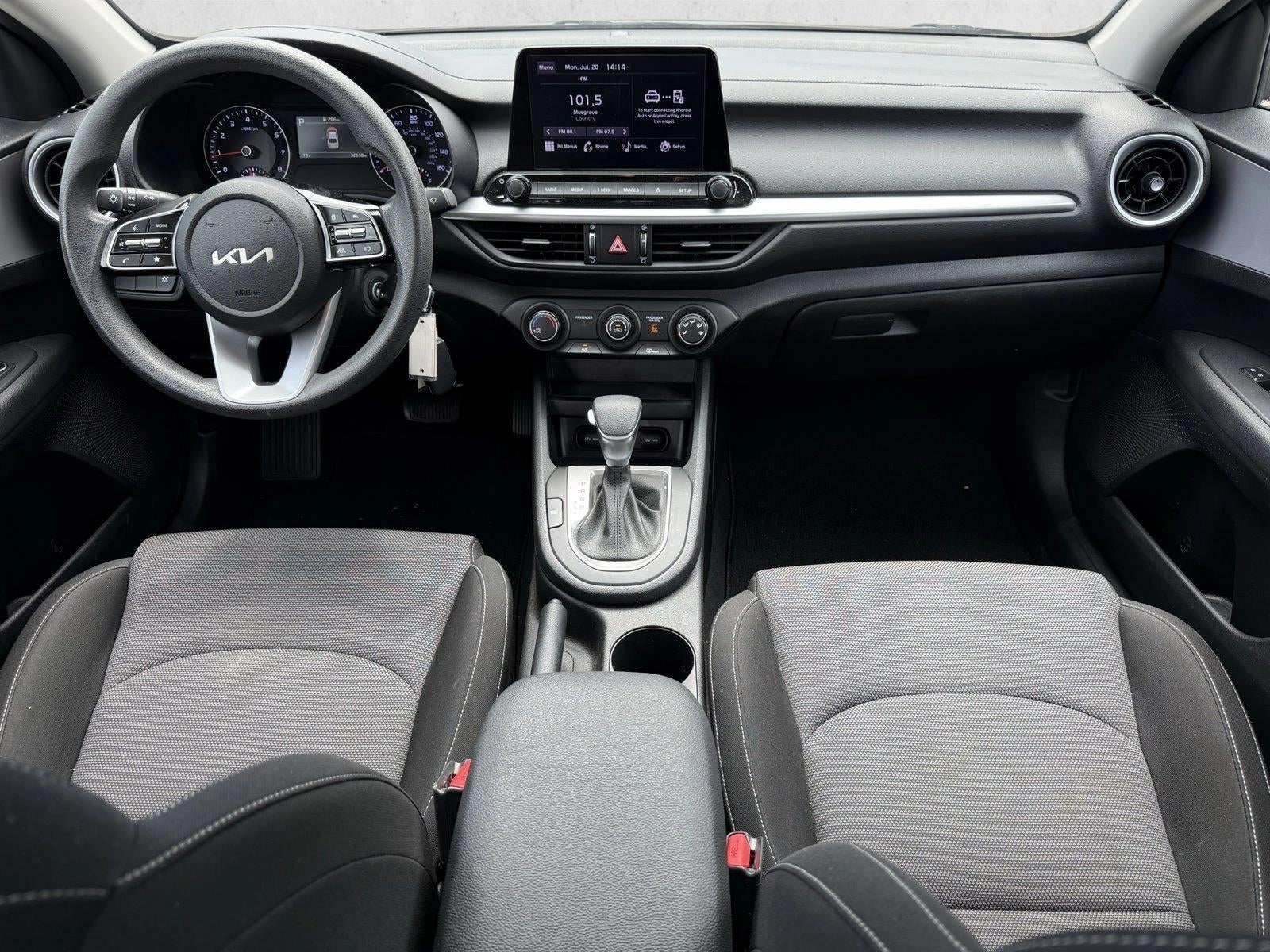 2023 Kia Forte LXS IVT