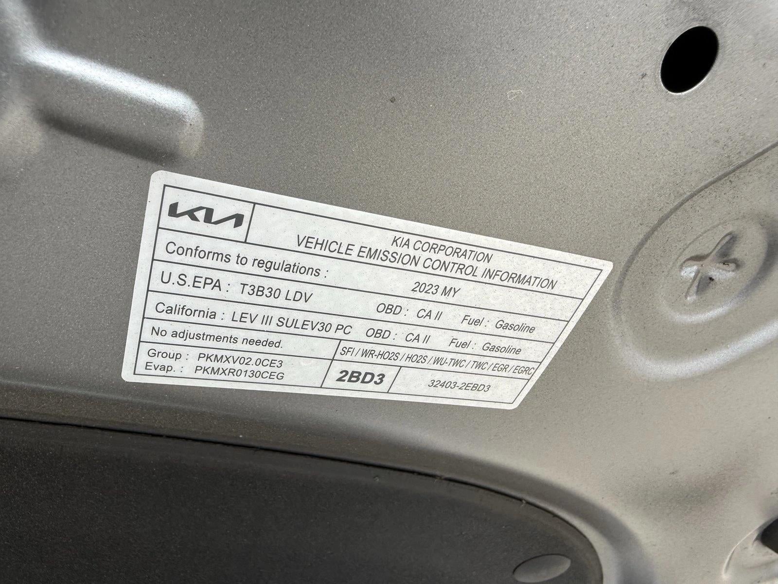 2023 Kia Forte LXS IVT