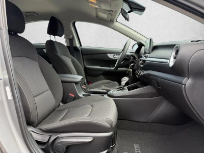 2023 Kia Forte LXS IVT