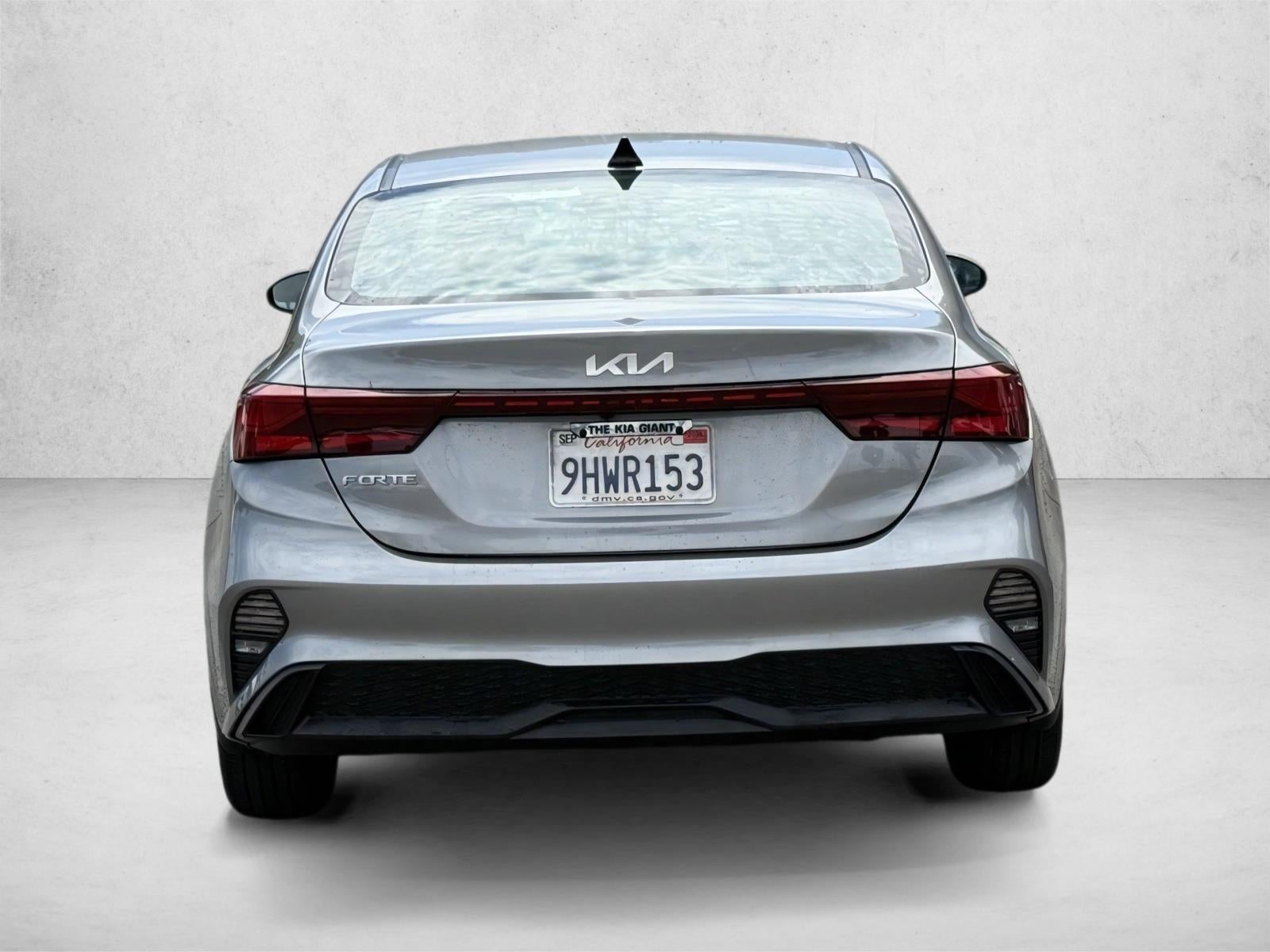 2023 Kia Forte LXS IVT