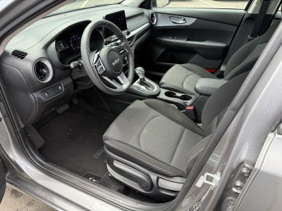 2023 Kia Forte LXS IVT