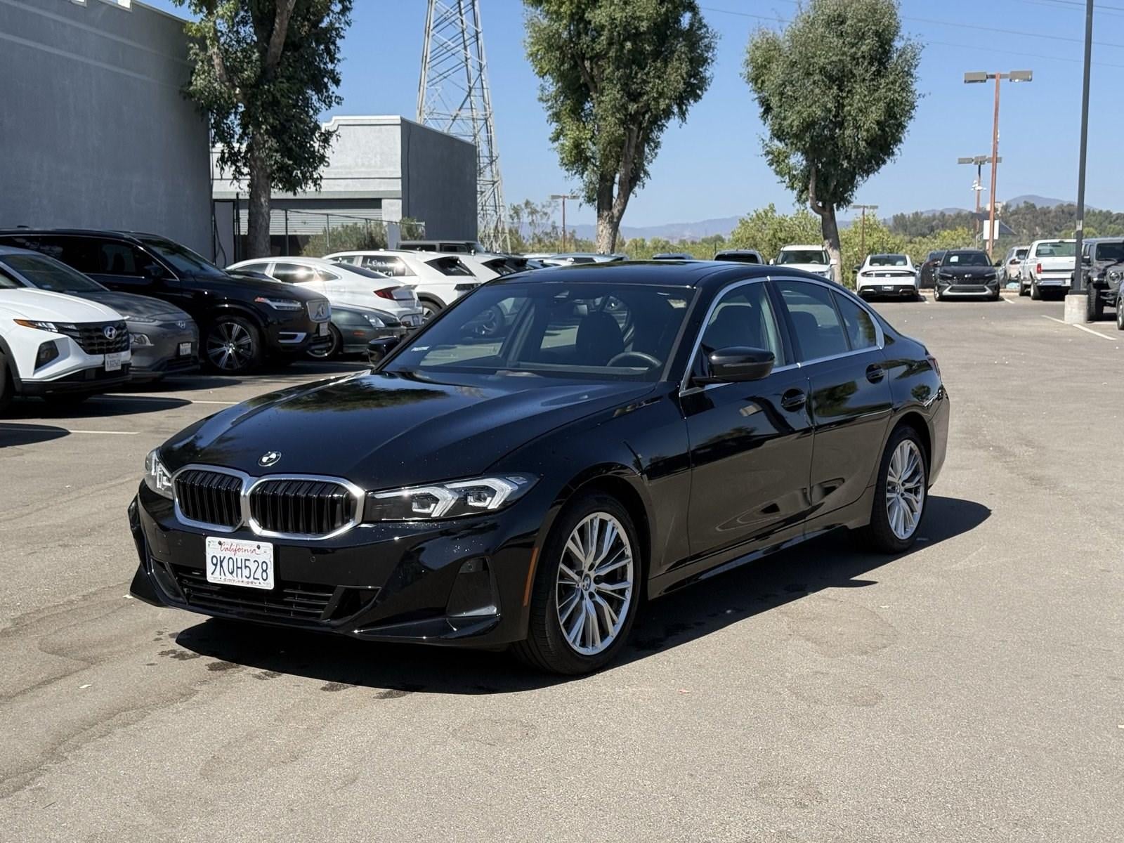 2024 BMW 330i Sedan