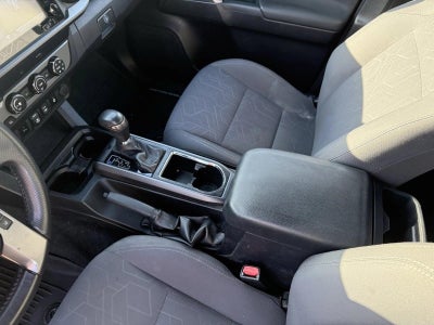 2019 Toyota Tacoma 2WD 2WD TRD Off Road Double Cab 5' Bed V6 AT (Natl)