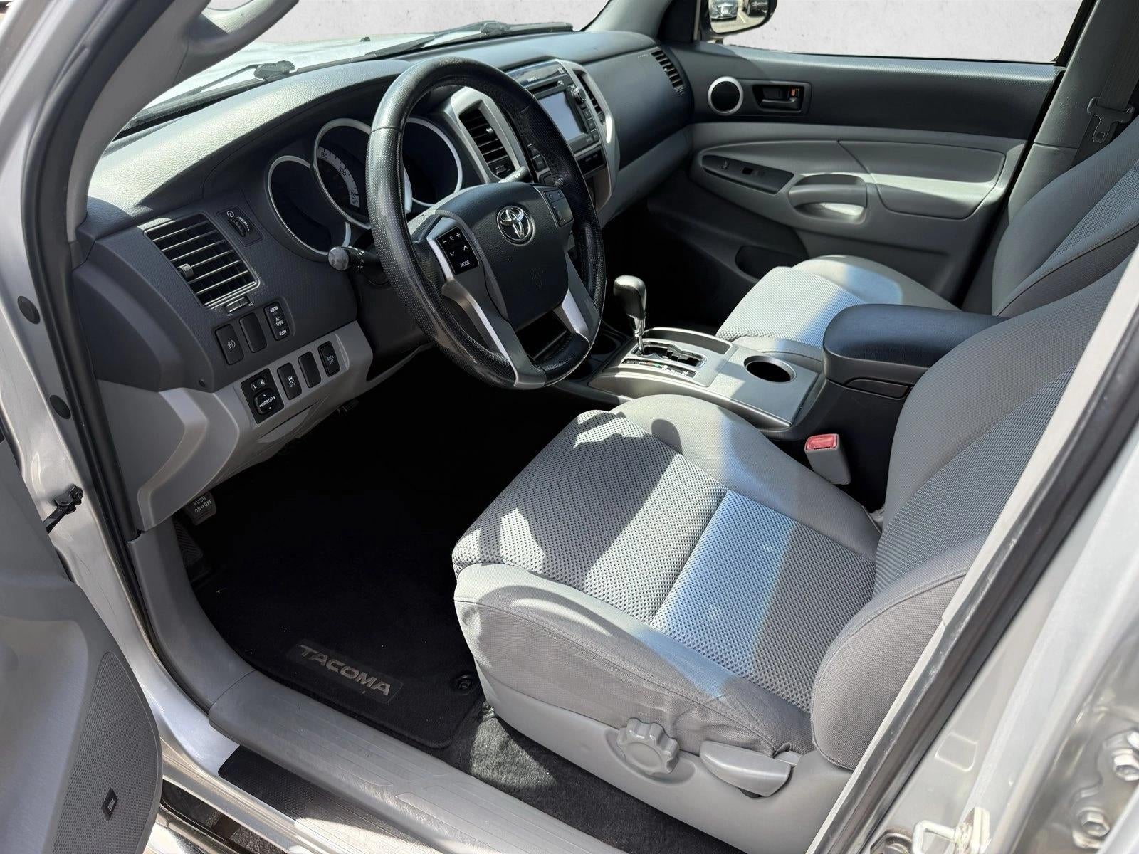 2013 Toyota Tacoma 4WD Double Cab Short Bed V6 Automatic (Natl)