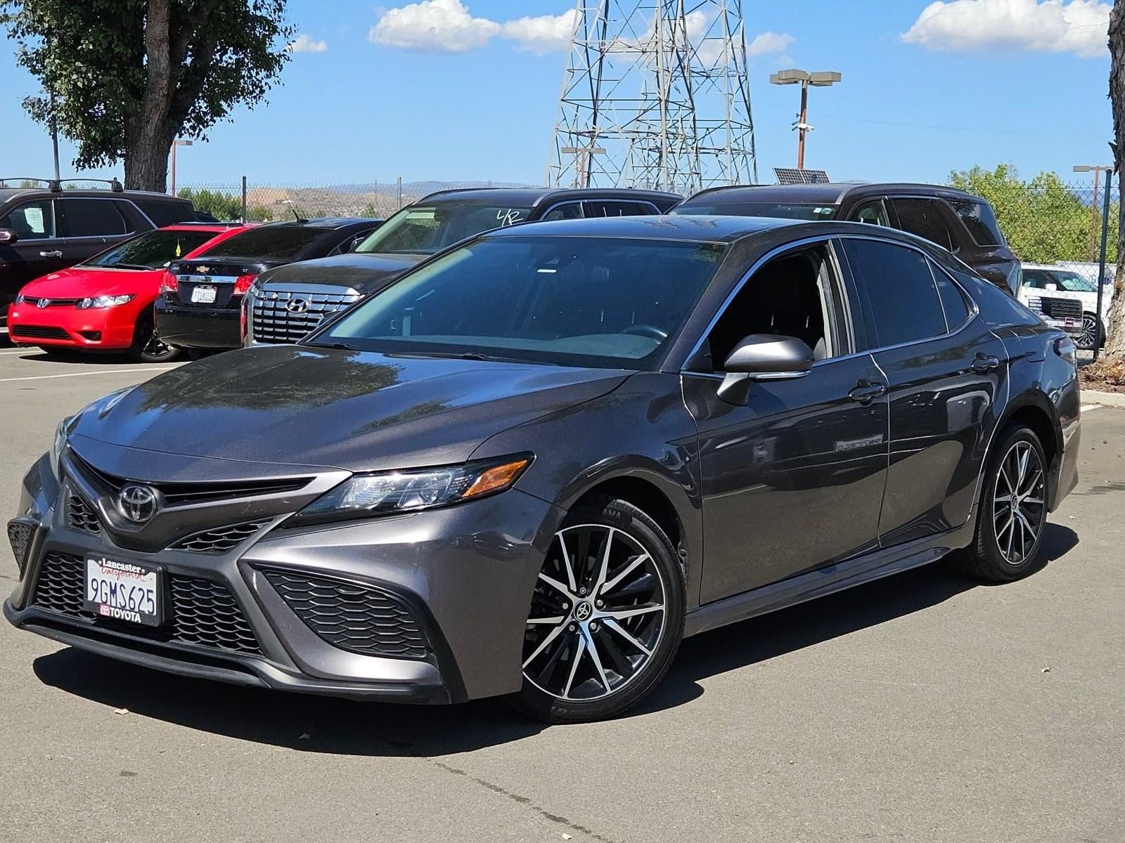 2023 Toyota Camry SE Auto (Natl)