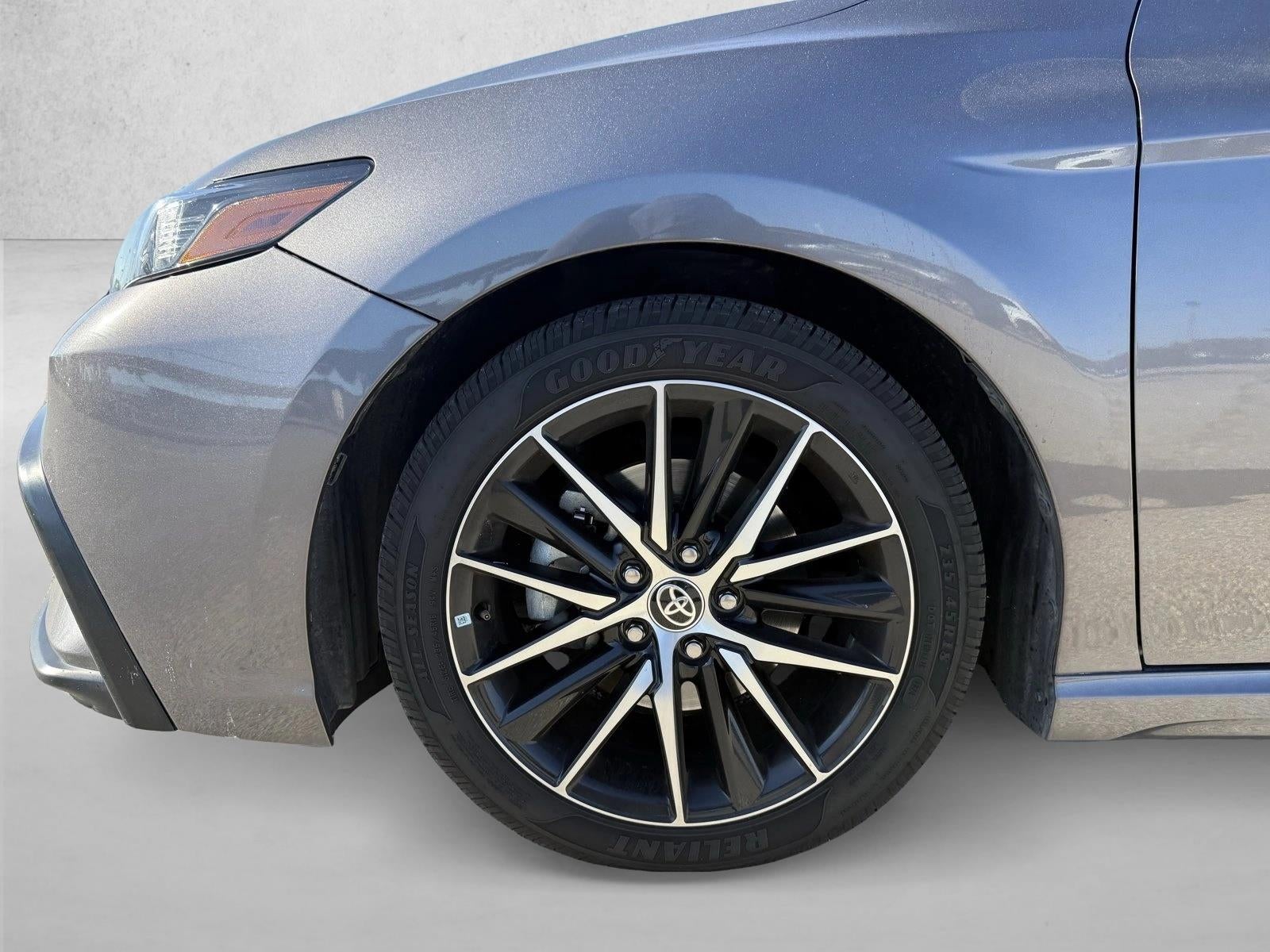 2022 Toyota Camry Hybrid SE CVT (Natl)
