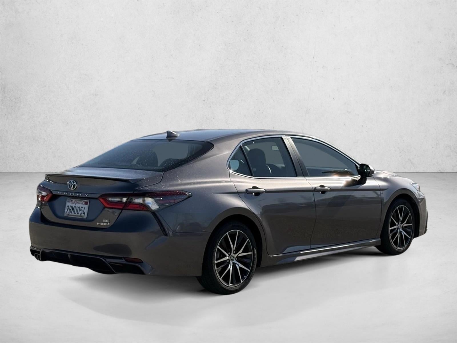 2022 Toyota Camry Hybrid SE CVT (Natl)
