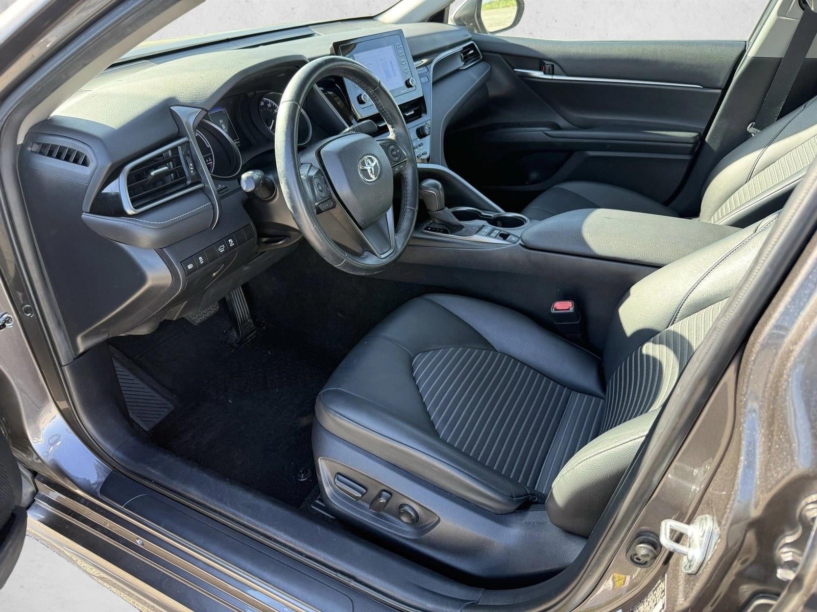 2022 Toyota Camry Hybrid SE CVT (Natl)