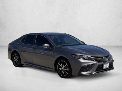 2024 Toyota Camry Hybrid SE CVT (Natl)