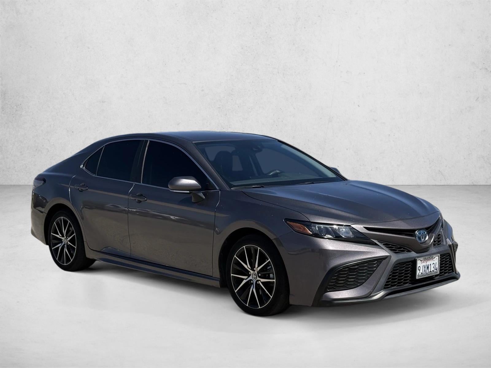 2024 Toyota Camry Hybrid SE CVT (Natl)
