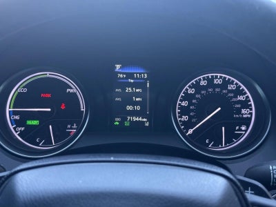2022 Toyota Camry Hybrid SE CVT (Natl)