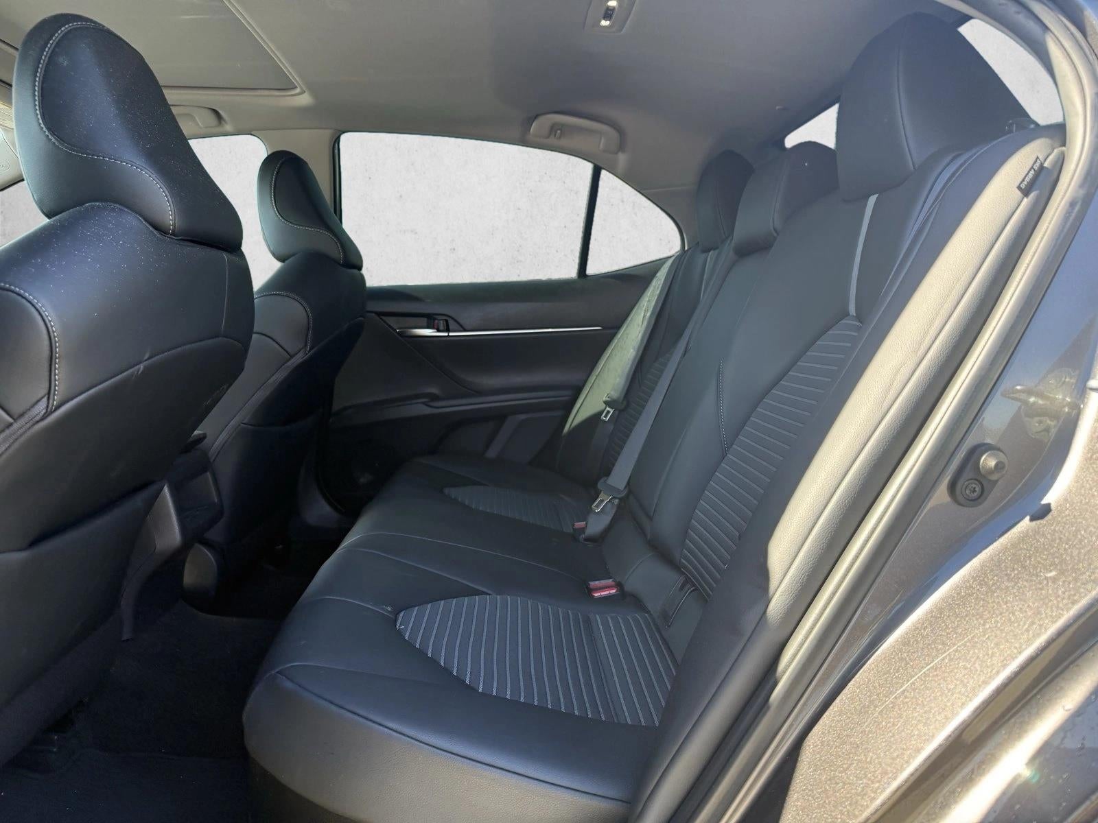 2022 Toyota Camry Hybrid SE CVT (Natl)