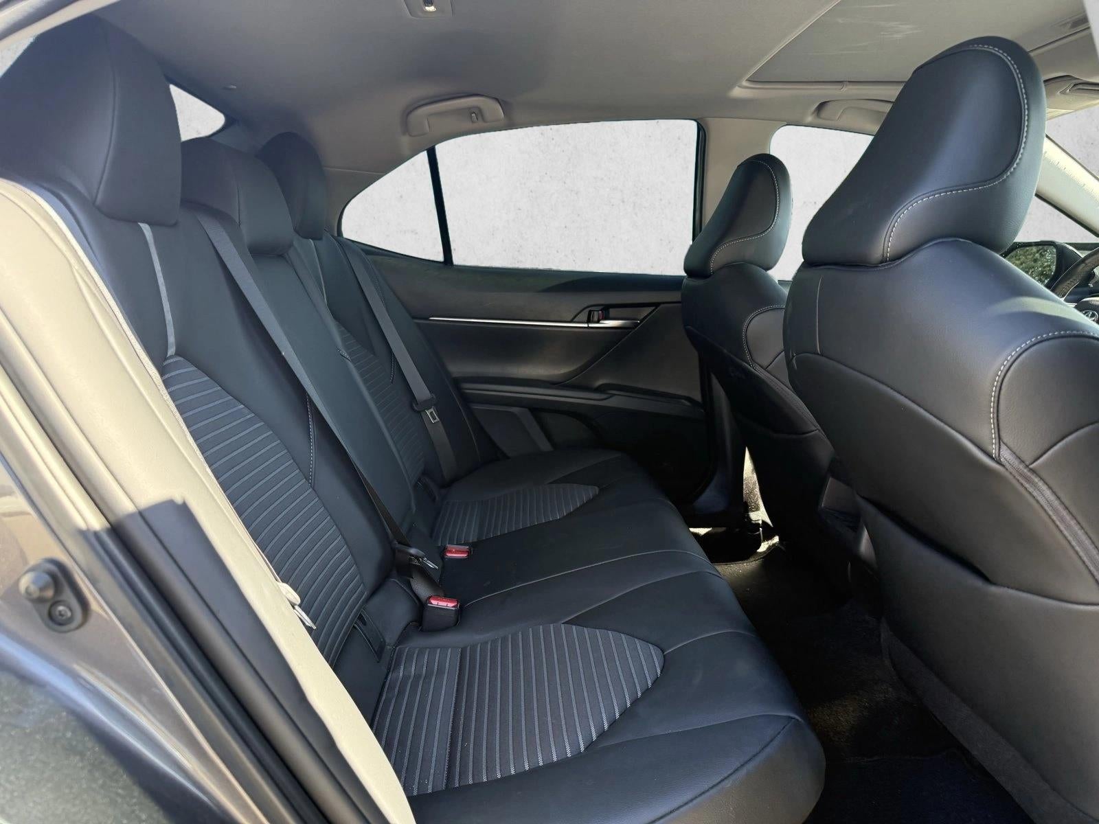 2022 Toyota Camry Hybrid SE CVT (Natl)