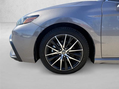 2022 Toyota Camry Hybrid SE CVT (Natl)