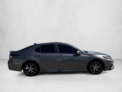 2022 Toyota Camry Hybrid SE CVT (Natl)