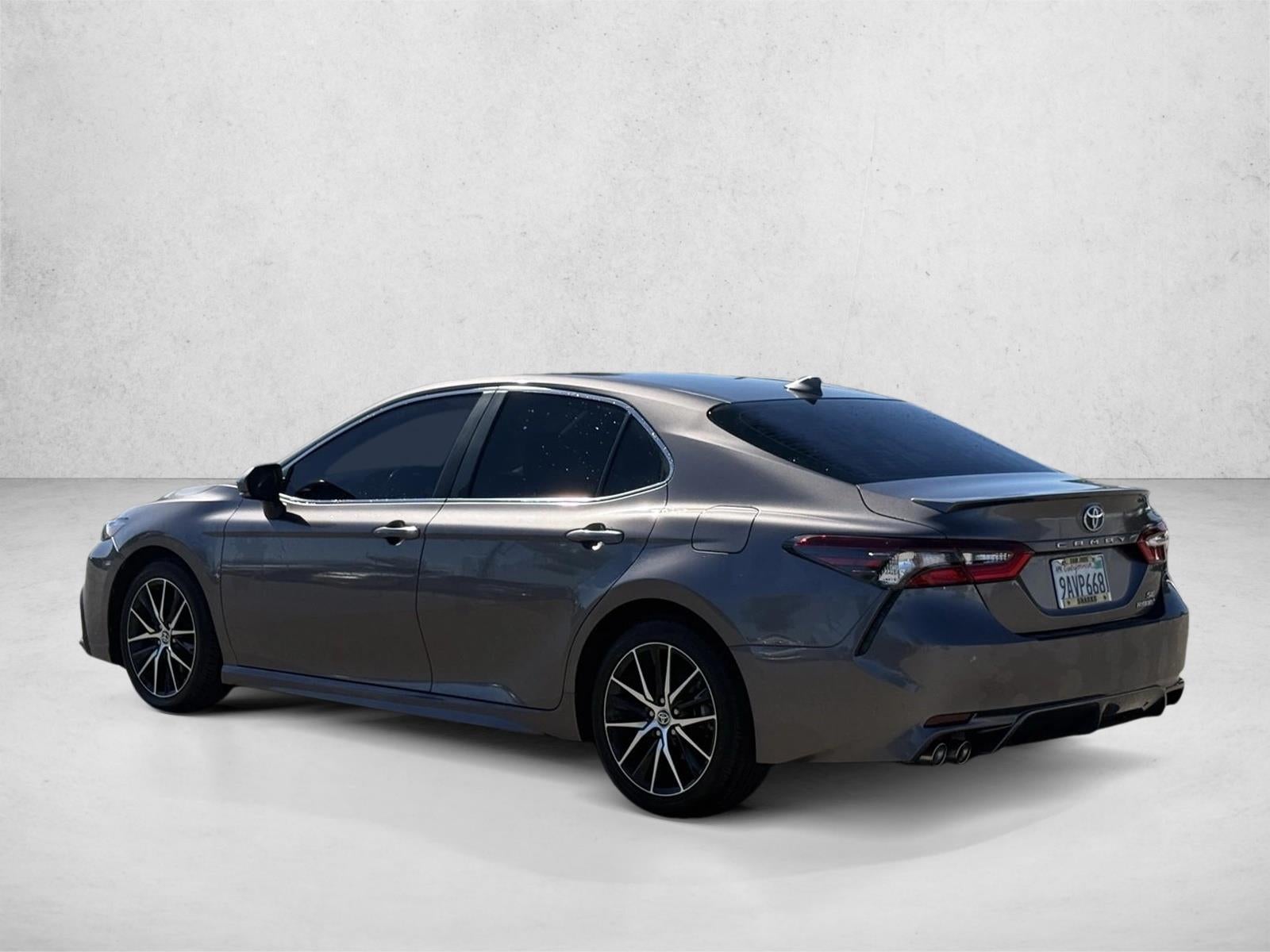 2022 Toyota Camry Hybrid SE CVT (Natl)