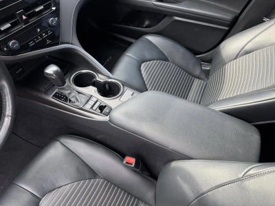 2022 Toyota Camry SE Auto AWD (Natl)