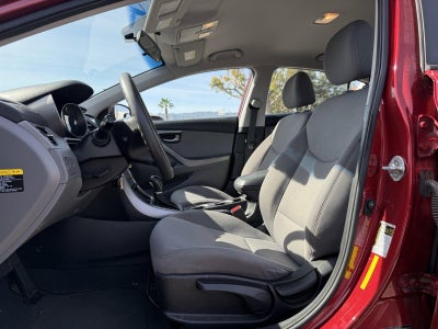 2016 Hyundai ELANTRA 4dr Sdn Auto SE