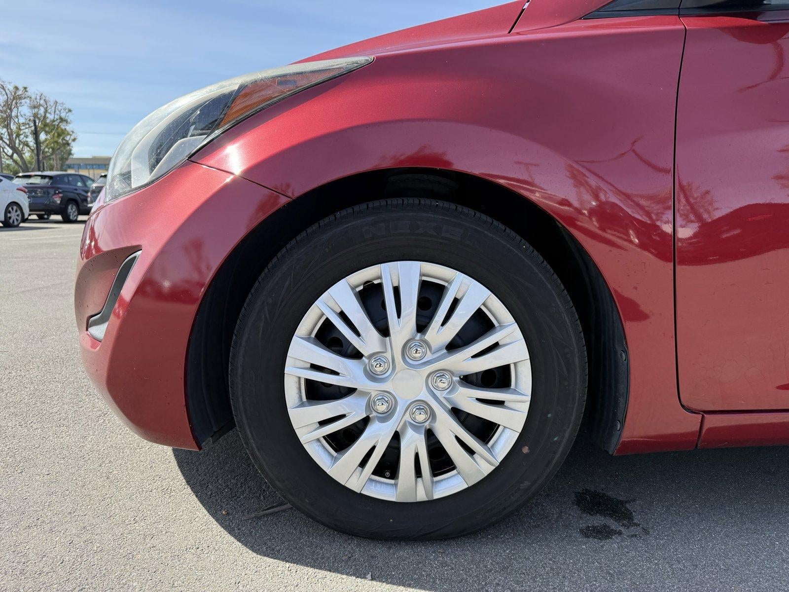 2016 Hyundai ELANTRA 4dr Sdn Auto SE