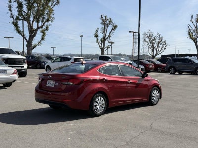 2016 Hyundai ELANTRA 4dr Sdn Auto SE