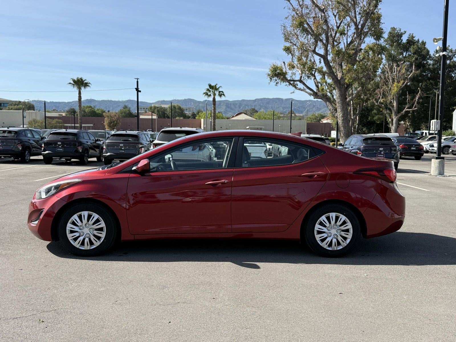 2016 Hyundai ELANTRA 4dr Sdn Auto SE
