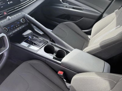 2023 Hyundai ELANTRA SEL IVT