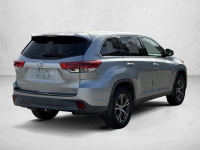 2019 Toyota Highlander LE V6 AWD (Natl)