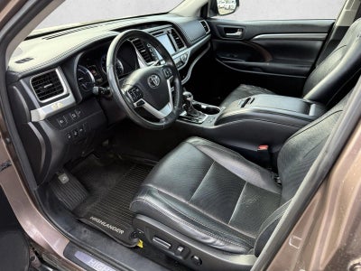 2018 Toyota Highlander Hybrid Limited Platinum V6 AWD (Natl)