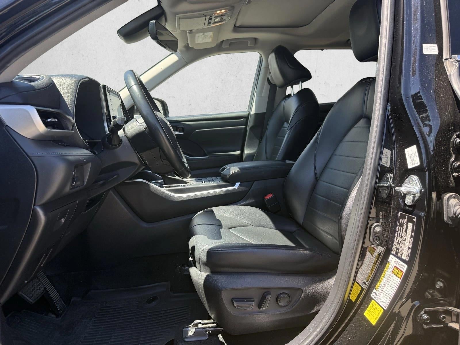 2022 Toyota Highlander XLE AWD (Natl)