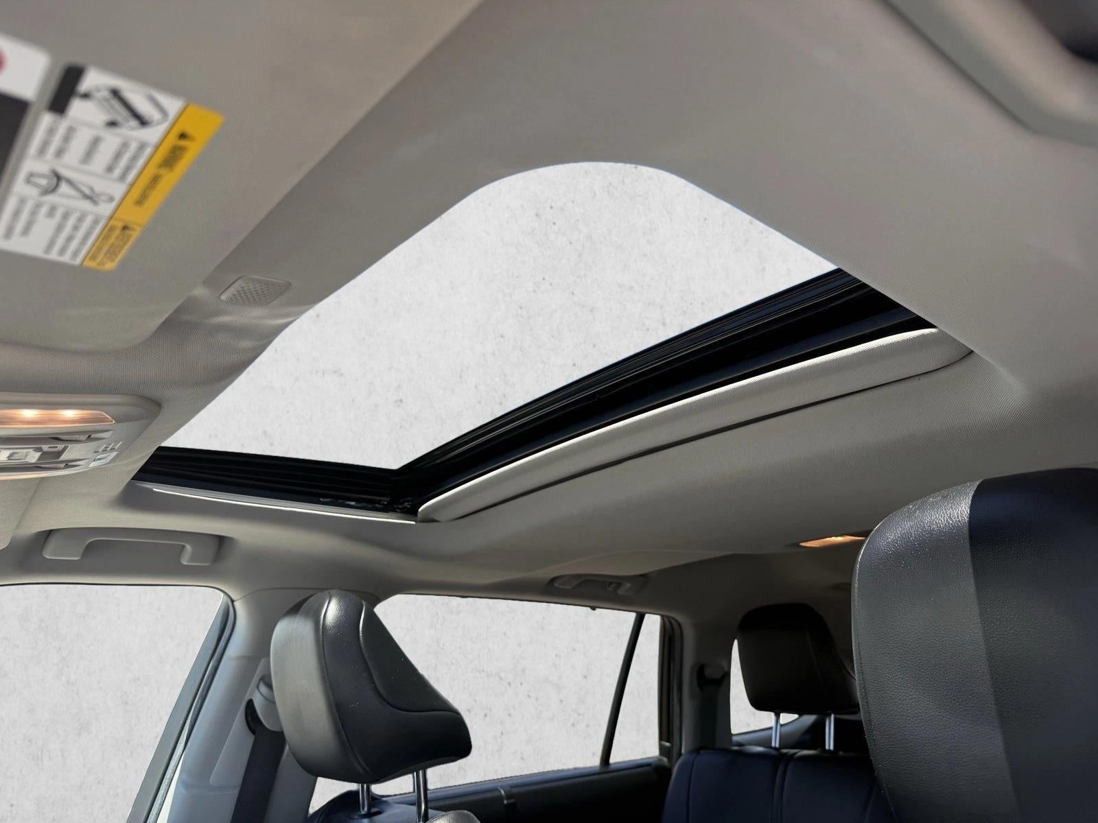 2022 Toyota Highlander XLE AWD (Natl)