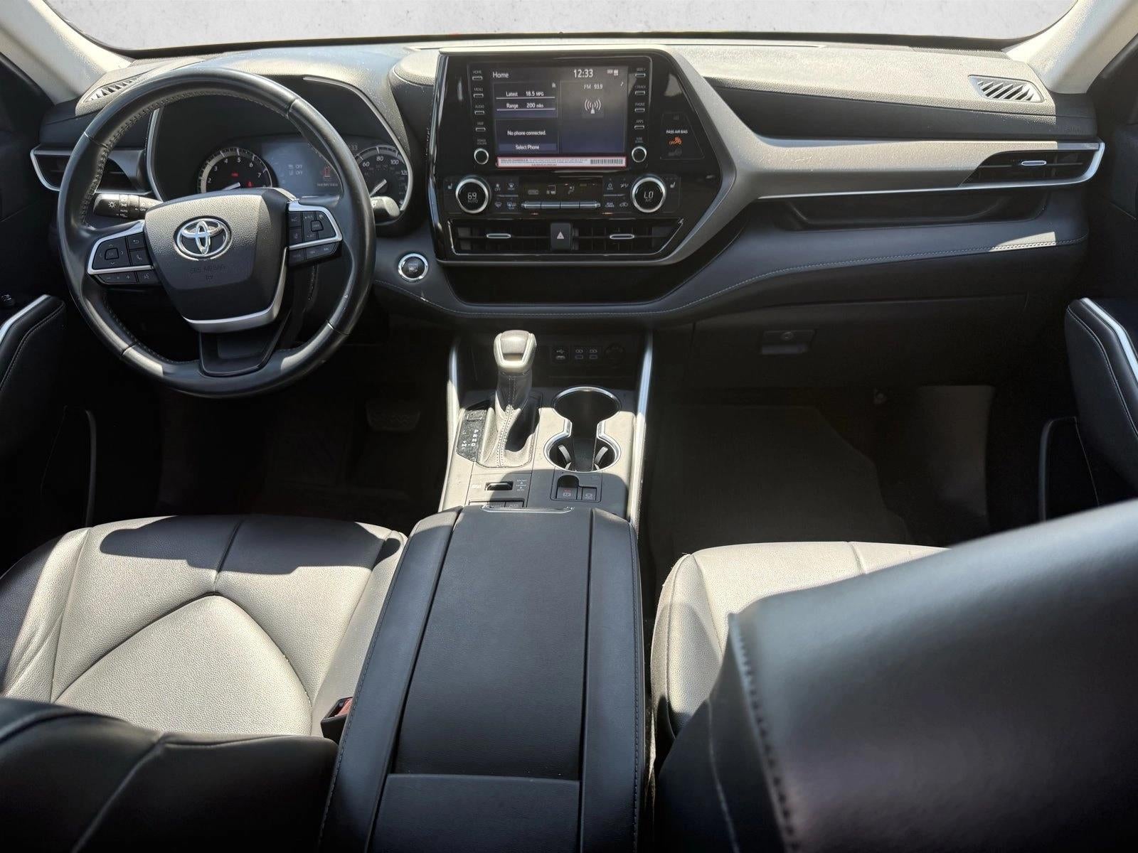 2022 Toyota Highlander XLE AWD (Natl)