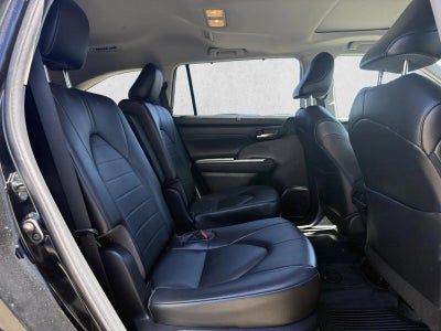 2022 Toyota Highlander XLE AWD (Natl)