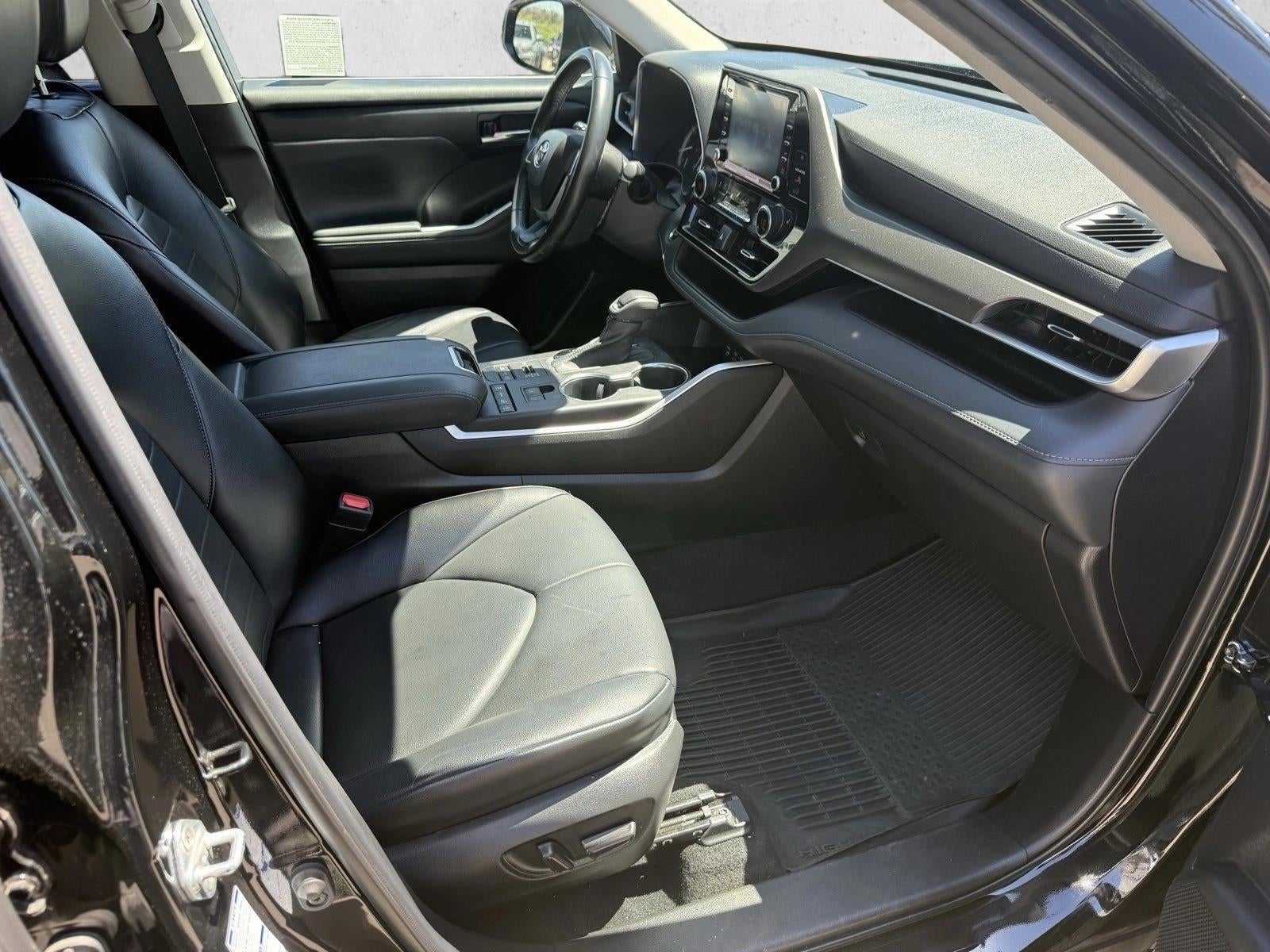 2022 Toyota Highlander XLE AWD (Natl)