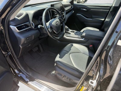 2022 Toyota Highlander XLE AWD (Natl)
