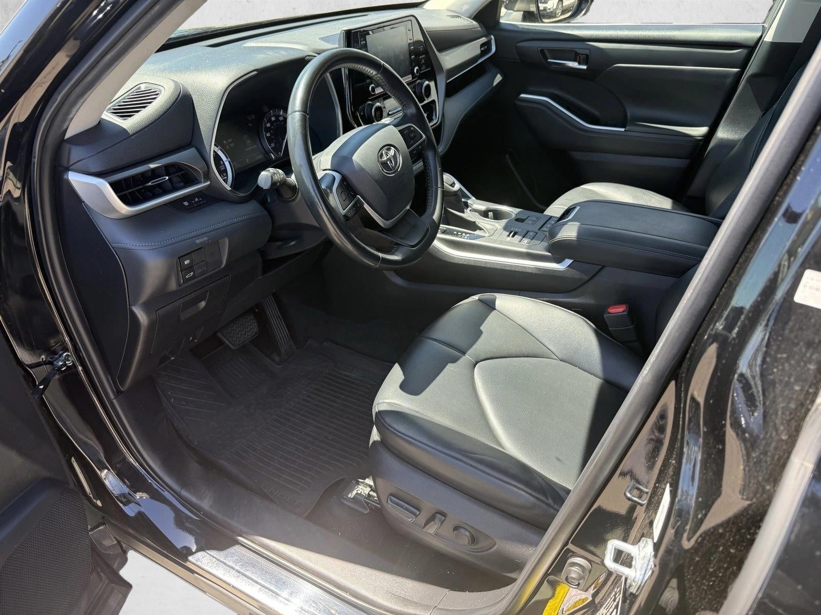 2022 Toyota Highlander XLE AWD (Natl)