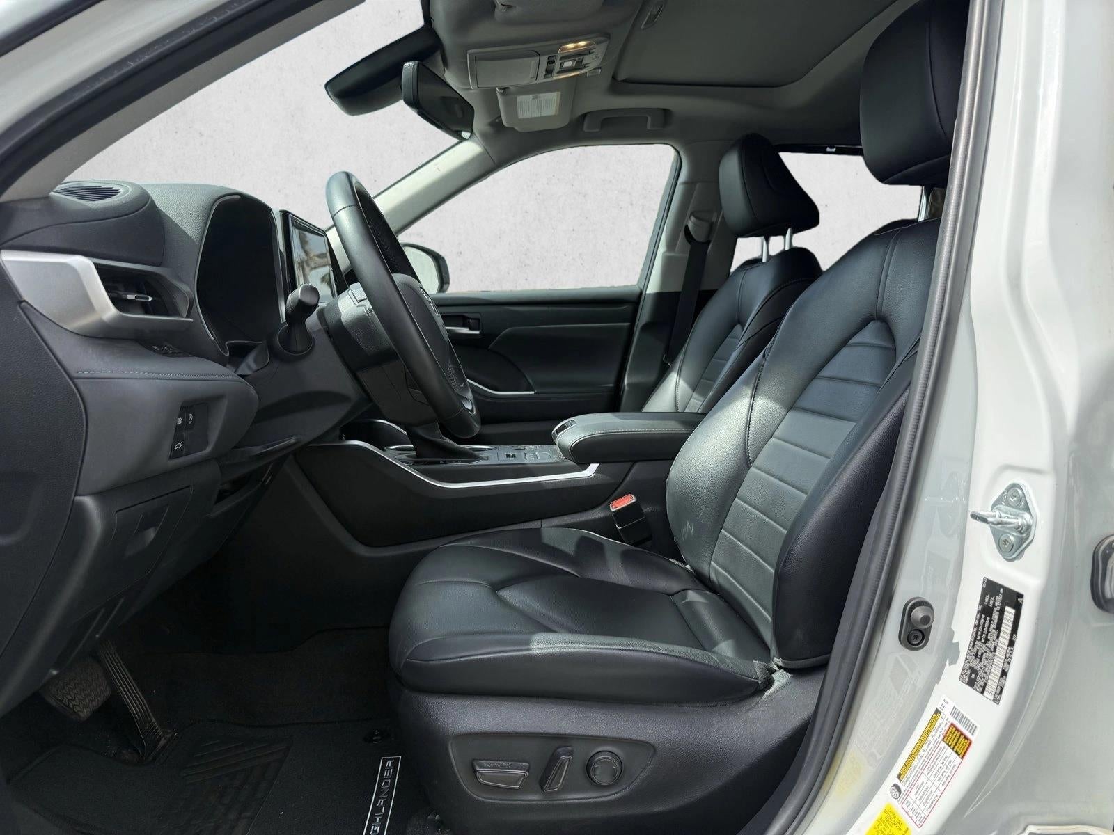 2023 Toyota Highlander XLE AWD (Natl)