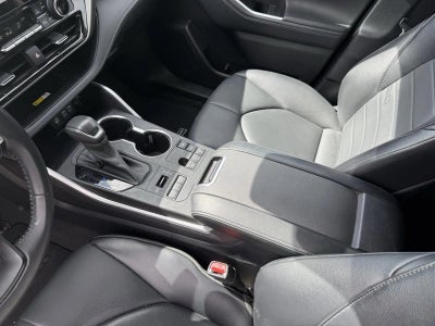 2023 Toyota Highlander XLE AWD (Natl)