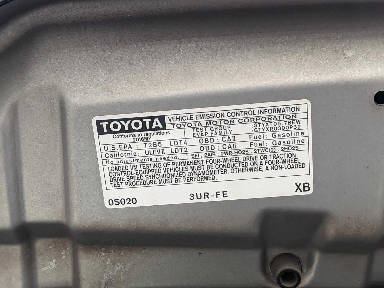 2016 Toyota Tundra 4WD Truck 4WD CrewMax Short Bed 5.7L Platinum (Natl)