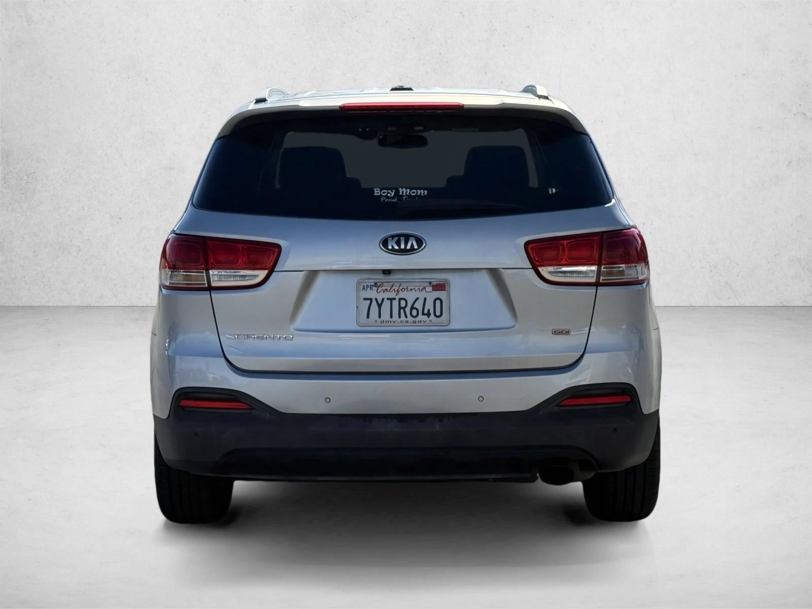 2016 Kia Sorento FWD 4dr 2.4L LX